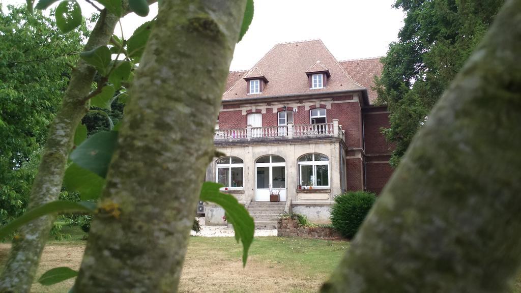 Le Manoir De Crisolles Bed and Breakfast Eksteriør billede