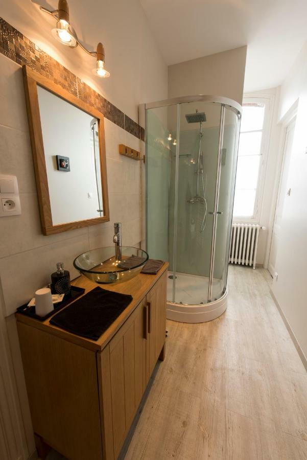 Le Manoir De Crisolles Bed and Breakfast Eksteriør billede